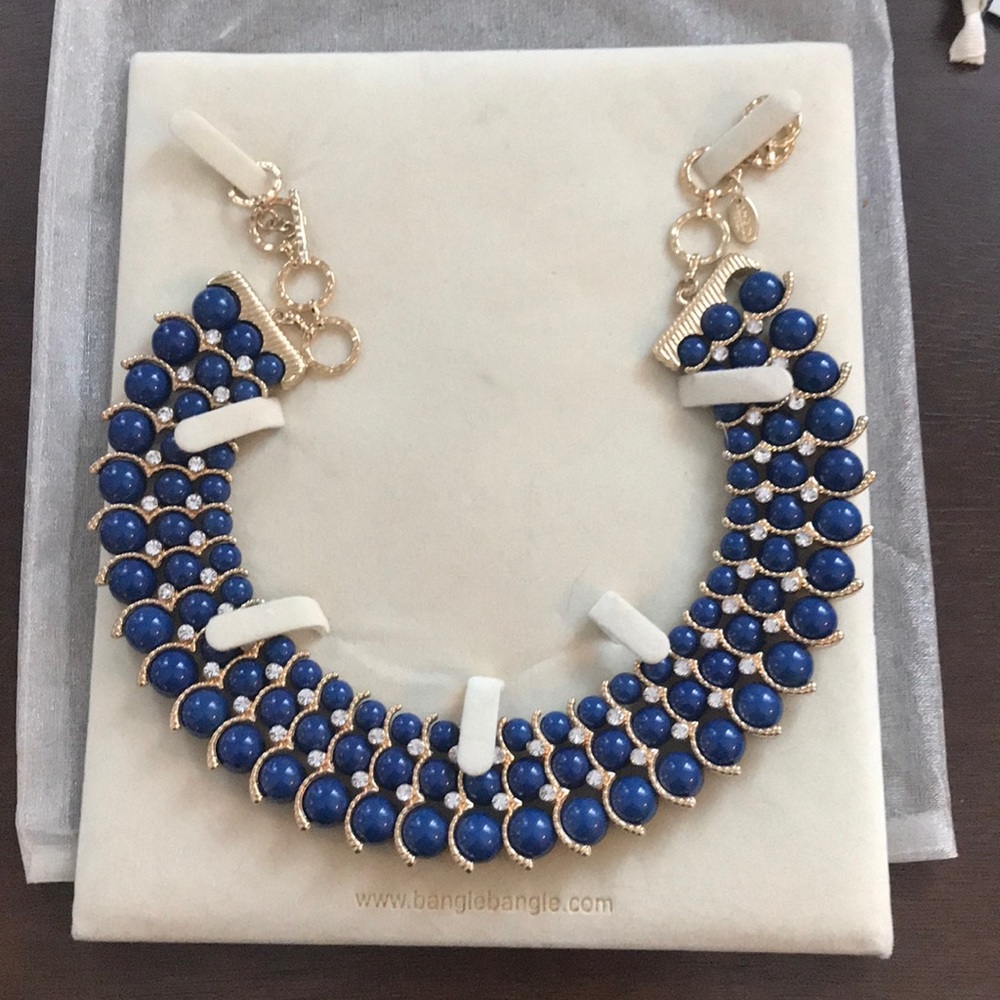 Gorgeous statement necklace Amrita Singh
